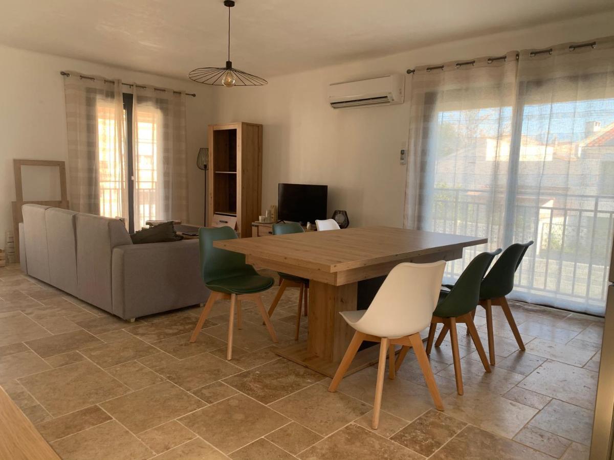 Villa 18 ناربون المظهر الخارجي الصورة